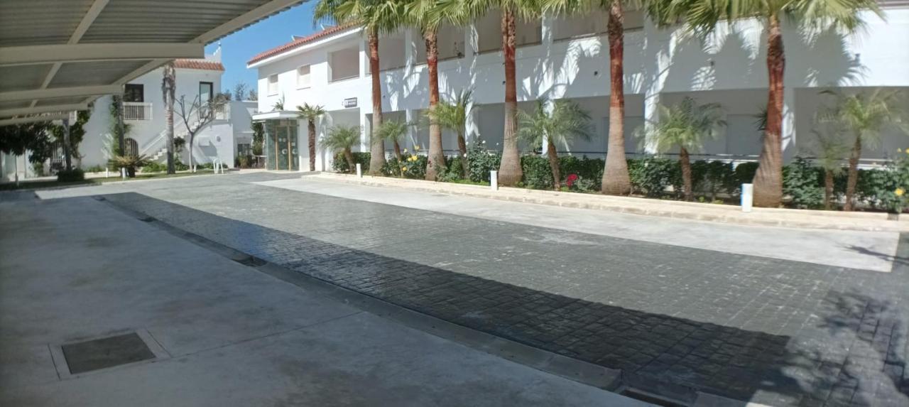 Hostal Las Cumbres Conil De La Frontera Buitenkant foto