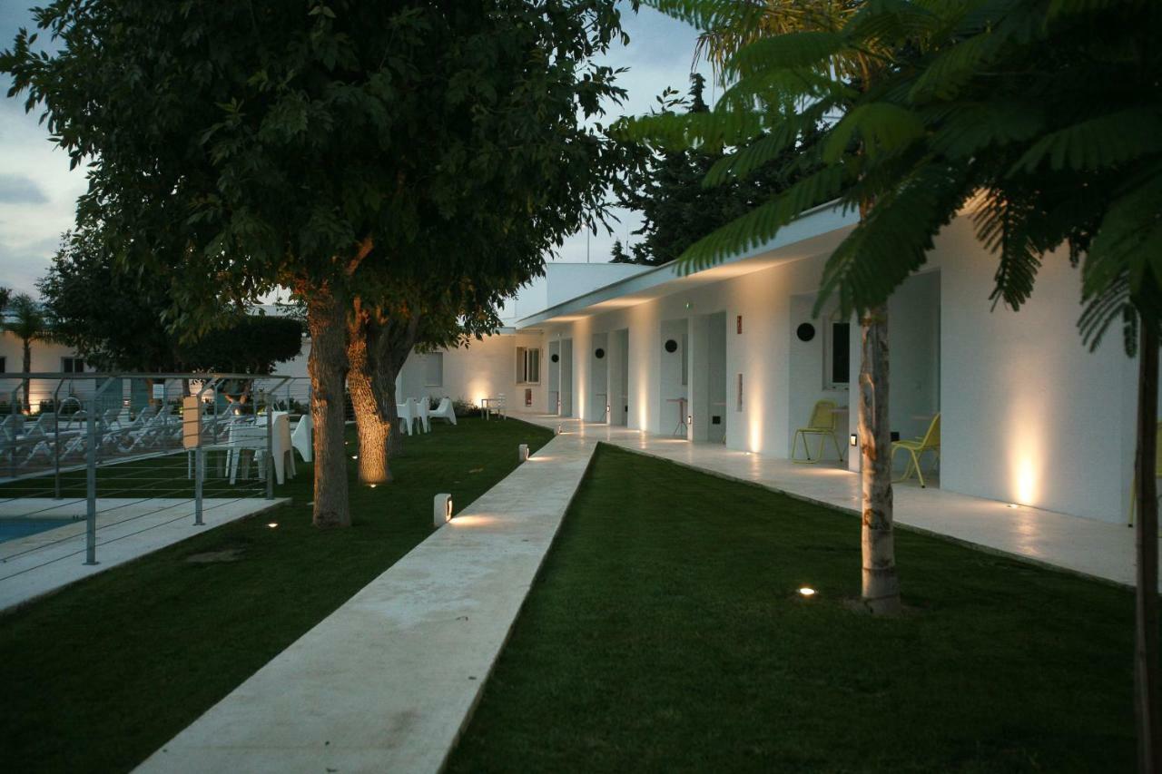 Hostal Las Cumbres Conil De La Frontera Buitenkant foto