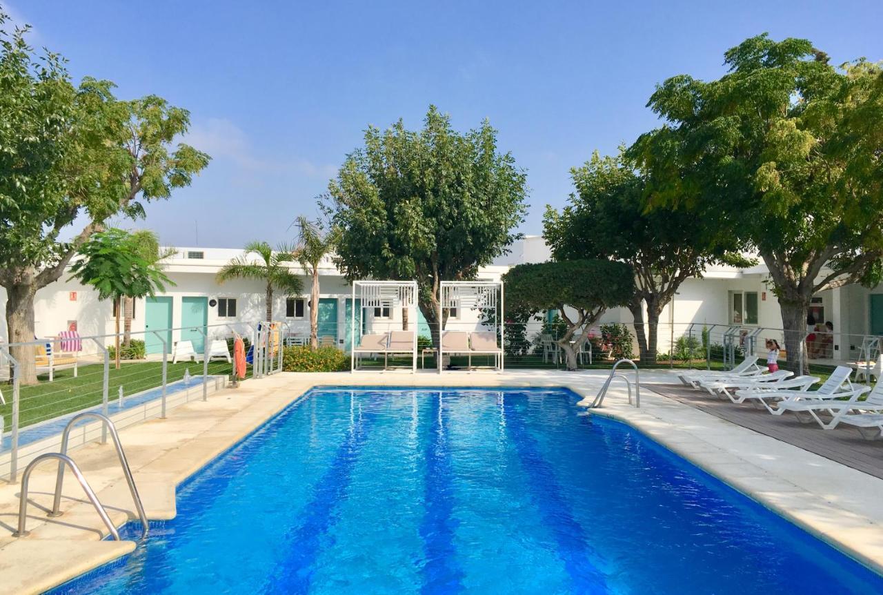 Hostal Las Cumbres Conil De La Frontera Buitenkant foto
